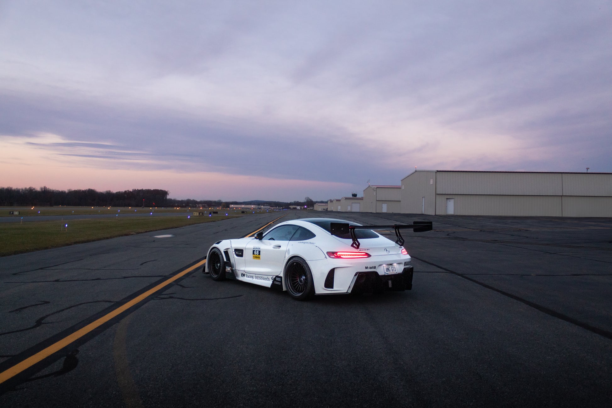 WIDEBODY AMG AIRPORT