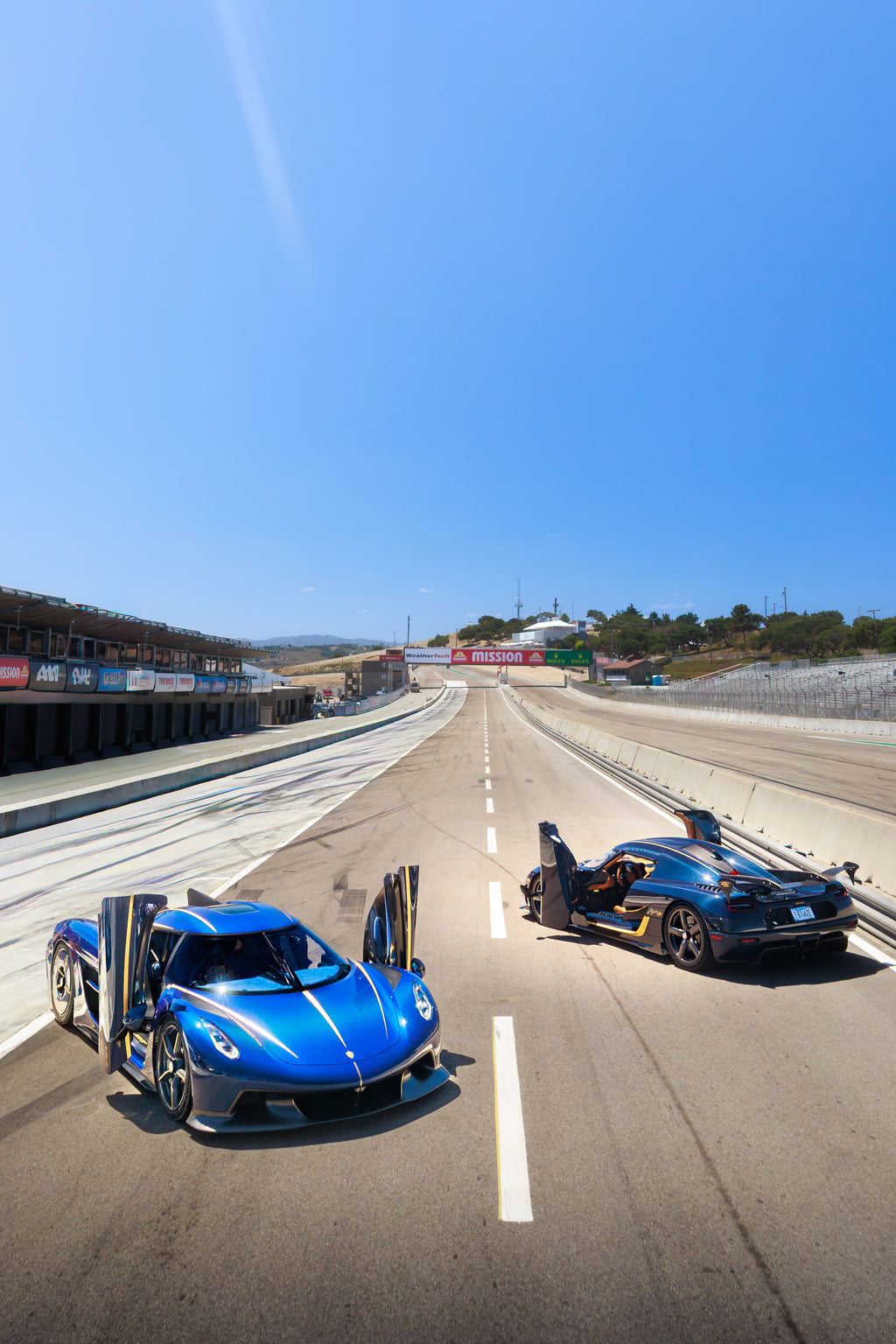 KOENIGSEGG AGERA RS AND JESKO ABSOLUTE